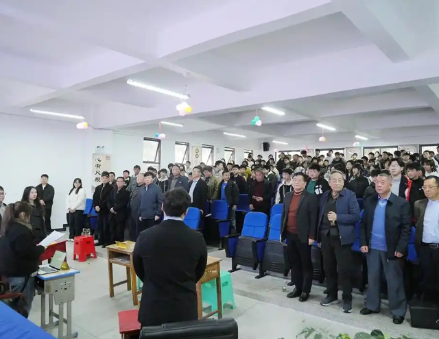 让法治精神的种子在同学们心中生根发芽彰显了新年代青少年 让法治精神的种子在同学们心中生根发芽彰显了新年代青少年
